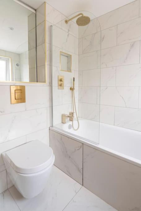 Riverside Serviced Apartments Лондон Екстер'єр фото